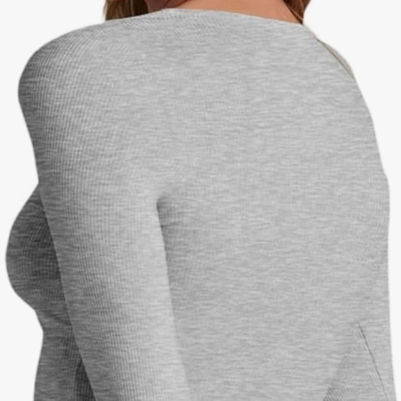 🟪Forever 21 grey button up long sleeve crop top - Picture 3 of 6